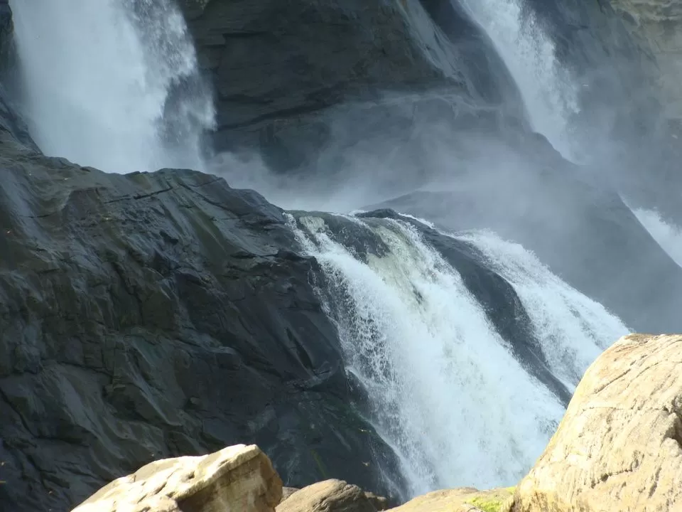 Photo of Athirappilly Water Falls, Pariyaram, Kerala by Hrishikesh Nalgirkar