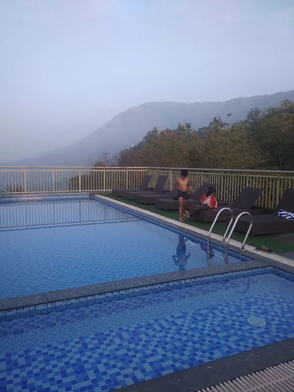 Photo of Munnar, Kerala, India by Hrishikesh Nalgirkar