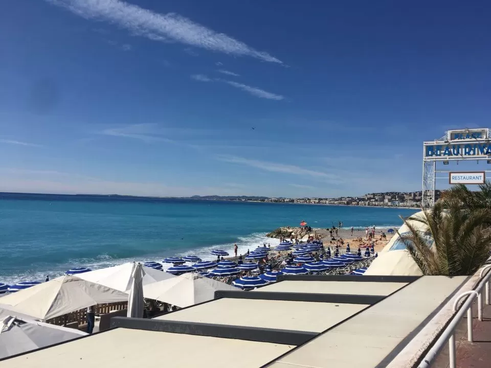 Photo of Cannes Beach public, Boulevard de la Croisette, Cannes, France by Manavi Siddhanti