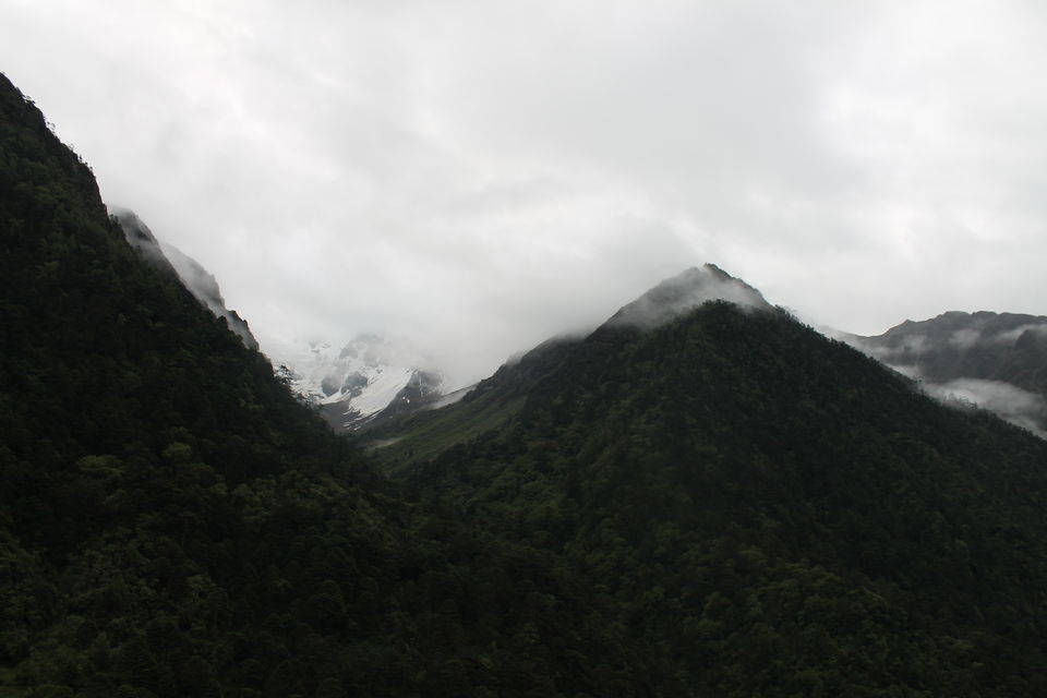 Photo of Thangu Valley, Sikkim, India by Abhishek Sharma