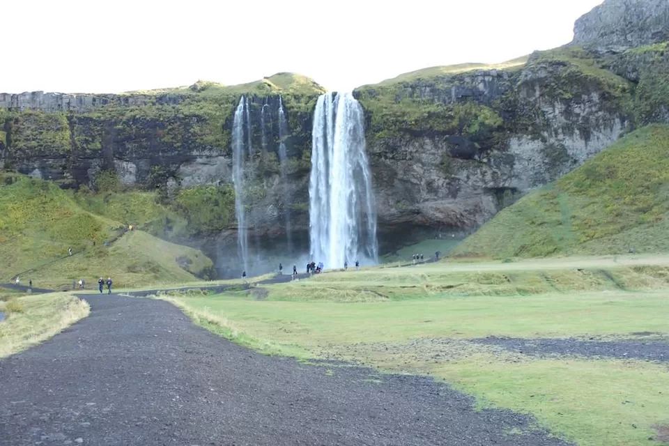 Photo of Seljalandsfoss, Iceland by TheVeggieWanderers