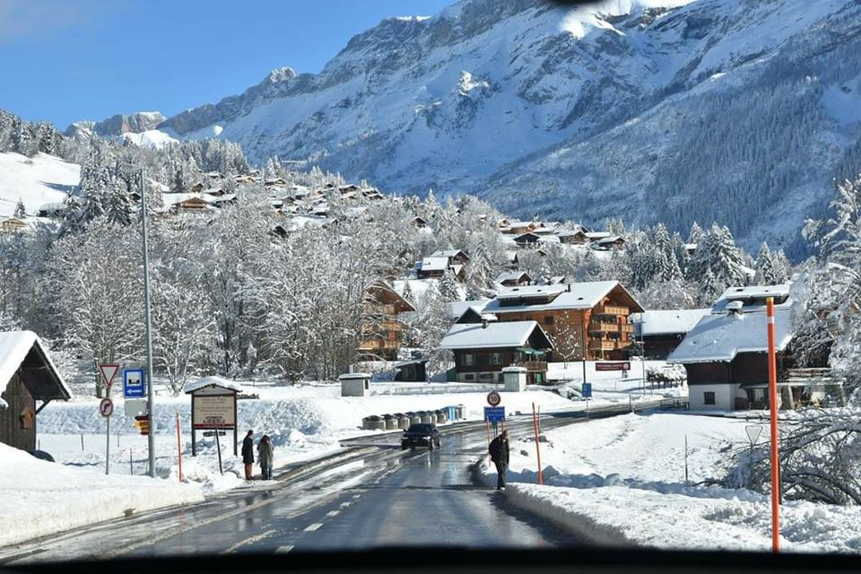 Photo of Glacier 3000, Gstaad and Montreux - Romance in the air! by Roopa Gautham