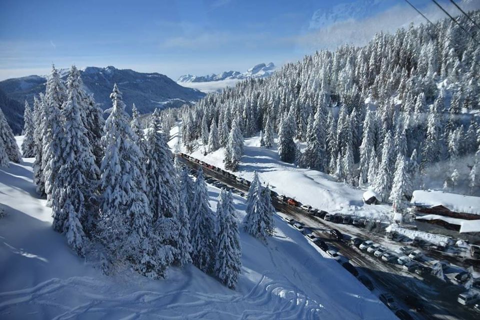 Photo of Glacier 3000, Gstaad and Montreux - Romance in the air! by Roopa Gautham