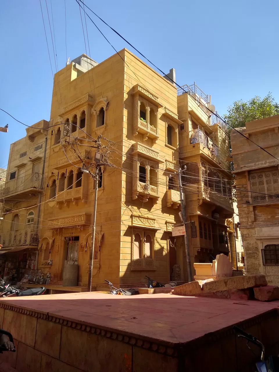 Photo of Jaisalmer Fort, Dhibba Para, Manak Chowk, Amar Sagar Pol, Jaisalmer, Rajasthan, India by Harsh Sharma
