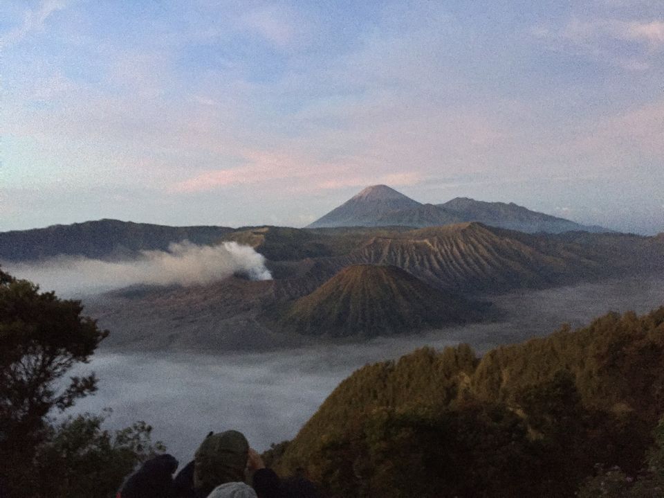 Photo of Weekend getaway to Surabaya, Mount Bromo - Indonesia 1/5 by Mariya Nalawala
