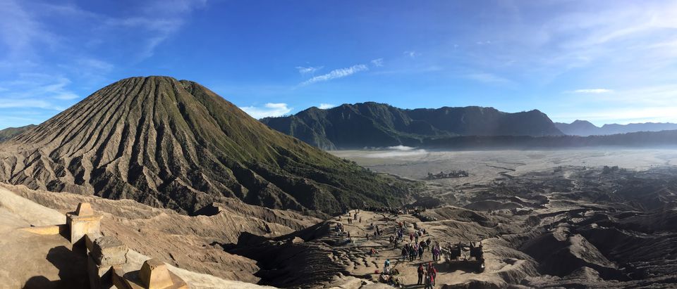Photo of Weekend getaway to Surabaya, Mount Bromo - Indonesia 5/5 by Mariya Nalawala