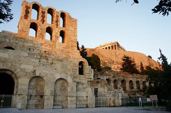 Photo of Odeon of Herodes Atticus, Athens, Kentrikos Tomeas Athinon, Greece by Julie