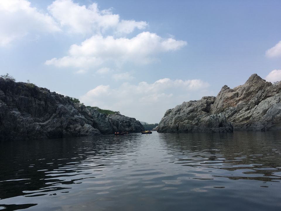Photo of Early drive to Hogenekkal Falls by Prajwal Chengappa