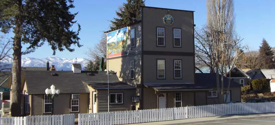 Photo of Deep Water Inn, East Woodin Avenue, Chelan, WA, United States by Pooja Galgali