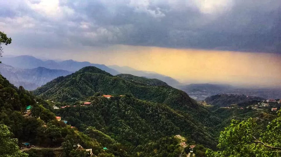 Photo of Mussoorie, Uttarakhand, India by The TwinTrippers