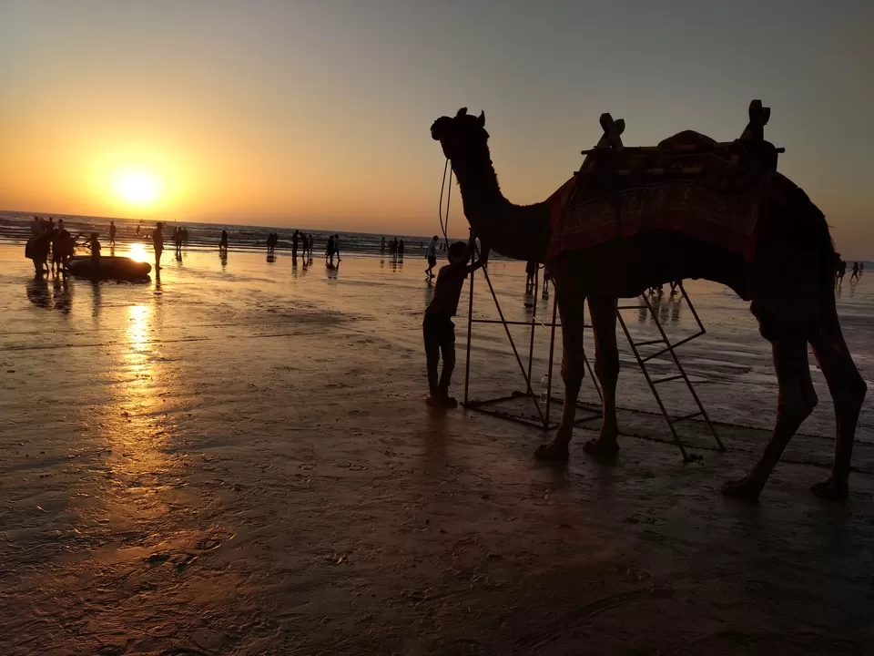 Photo of Nagaon Beach, Raigad, Maharashtra, India by Kaveri Harit
