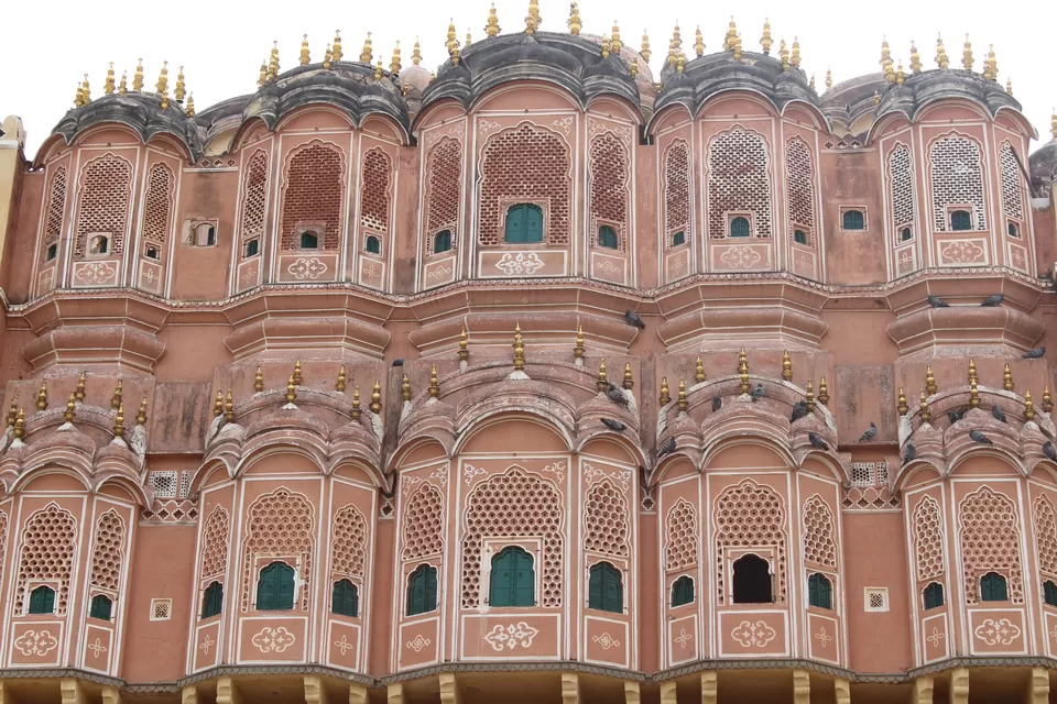 Photo of Hawa Mahal, Hawa Mahal Road, Badi Choupad, Jaipur, Rajasthan, India by Kaveri Harit