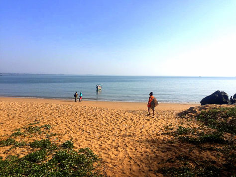 Photo of Half Moon Beach, Gokarna, Karnataka, India by Yashita Mahajan
