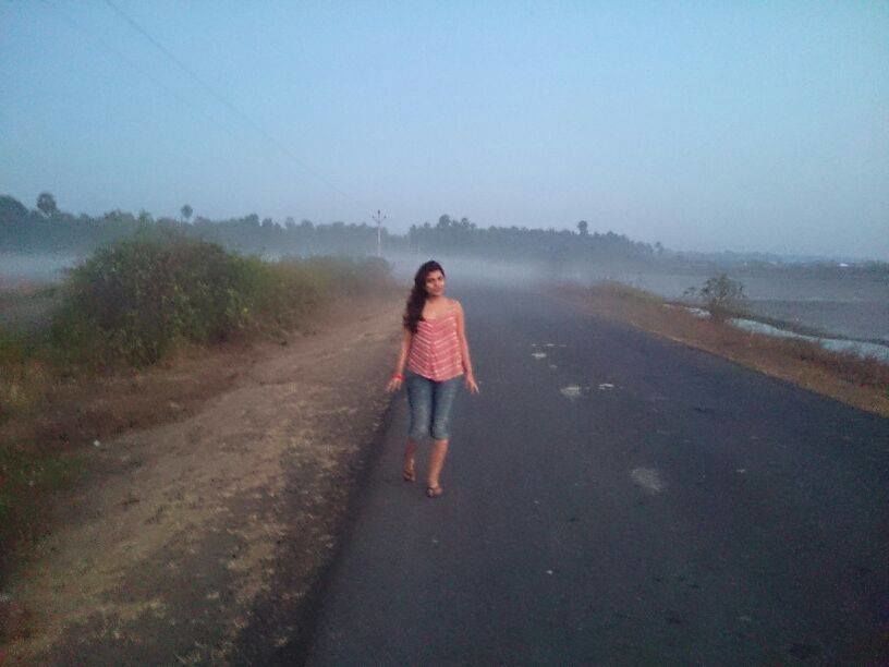 Photo of Getting Lost in Manor, Maharshtra 2/9 by Vijaylaxmi Sharma