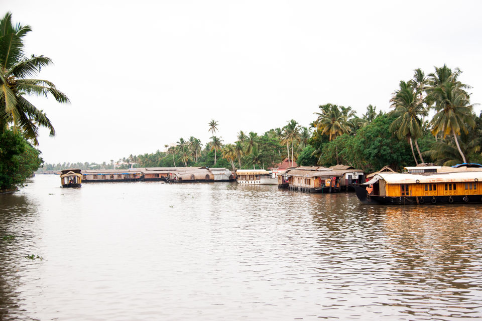 Photo of How To Have A Memorable Holiday In The Backwaters Of Kerala, The God's Own Country by Sending Postcards Home