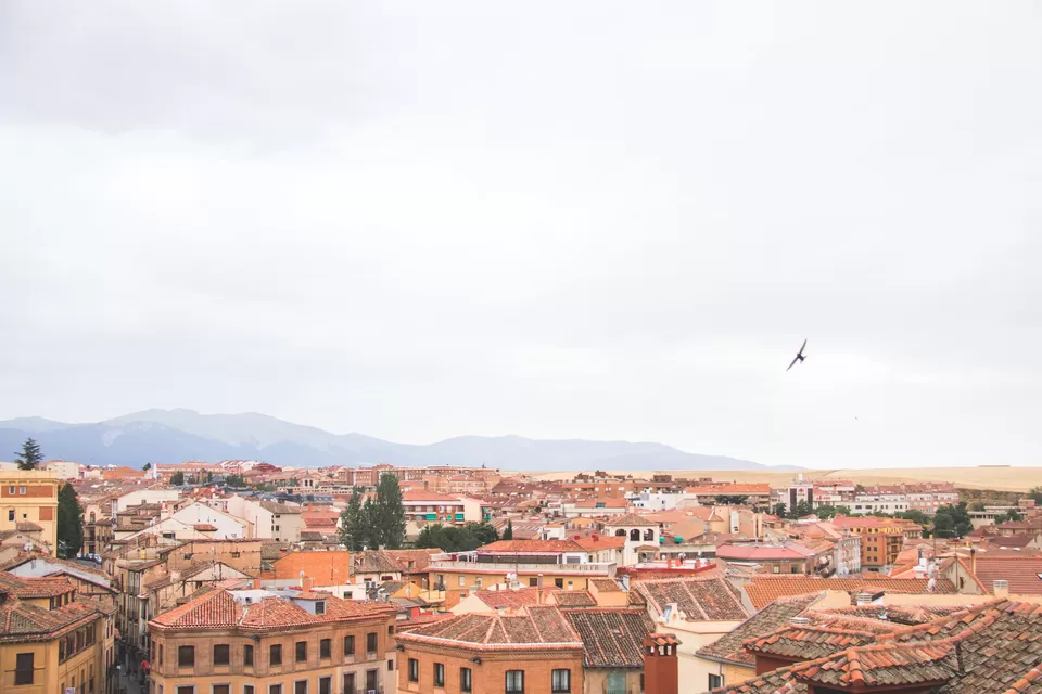 Photo of Everything You Need to Know About a Day Trip to Segovia by Sending Postcards Home