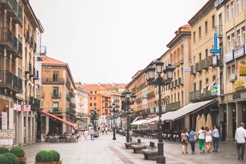 Photo of Everything You Need to Know About a Day Trip to Segovia by Sending Postcards Home