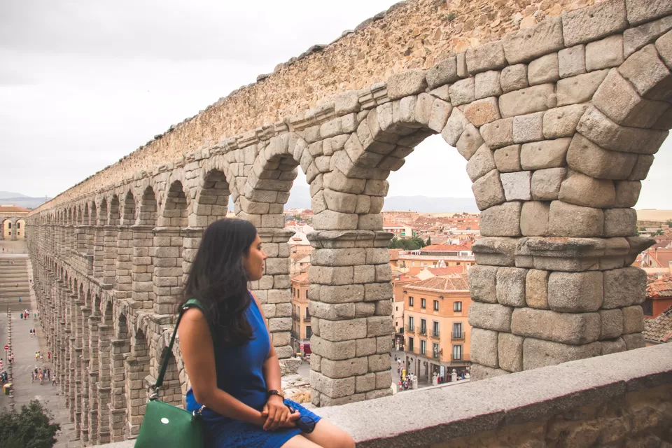 Photo of Everything You Need to Know About a Day Trip to Segovia by Sending Postcards Home