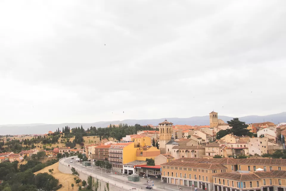 Photo of Everything You Need to Know About a Day Trip to Segovia by Sending Postcards Home