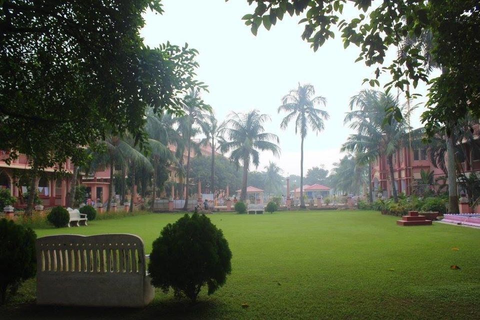 Photo of Trip to ISKCON Mayapur Temple 4/5 by Juin Biswas