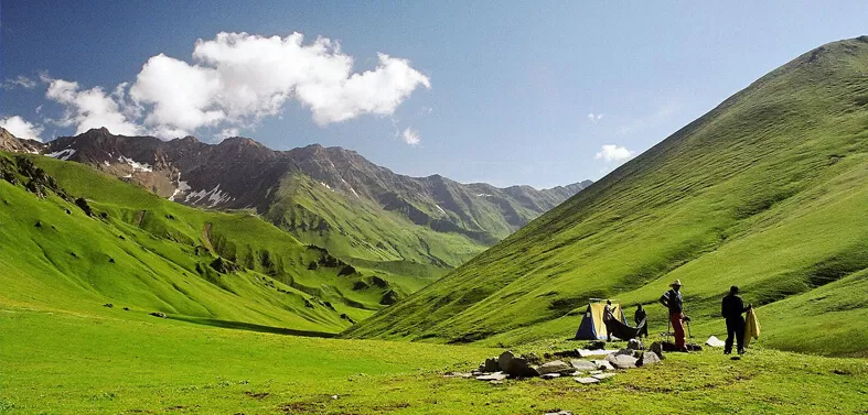 Photo of Bedni Bugyal Trail, Chamoli, Uttarakhand, India by Abhijit