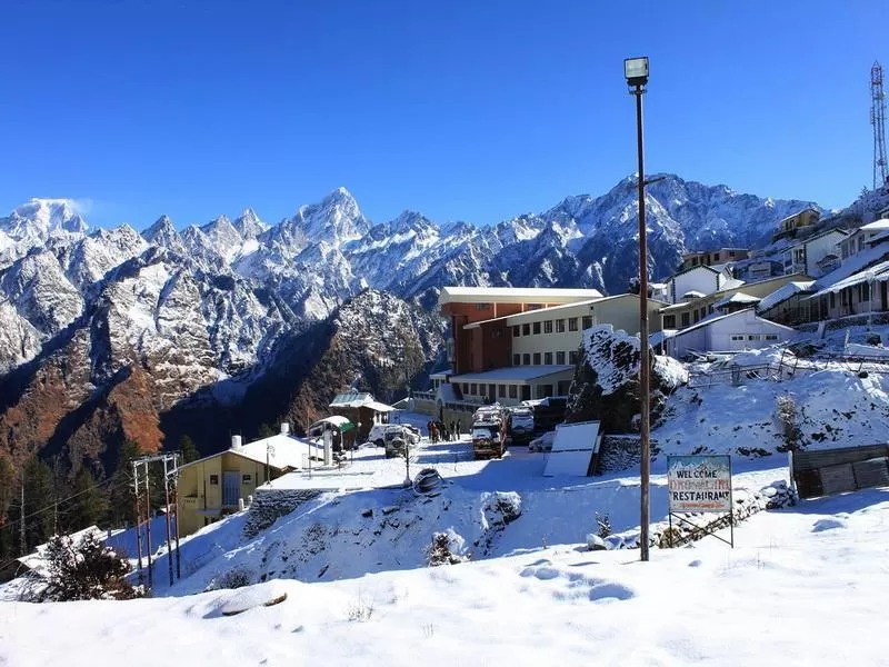 Photo of Auli Resort, Joshimath, Uttarakhand, India by Abhijit