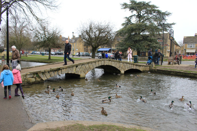 Photo of Bourton-on-the-Water, United Kingdom by Isabel Leong