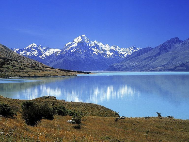 Photo of New Zealand South Island Attractions You Must See On Your Road Trip 20/23 by Isabel Leong