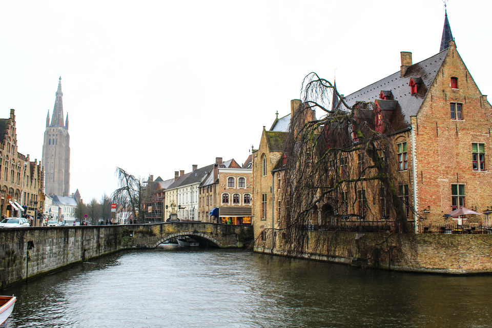 Photo of BRUGES, BELGIUM 12/12 by Isabel Leong