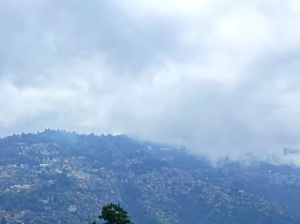 Photo of Darjeeling, West Bengal, India by Mitrajit Biswas