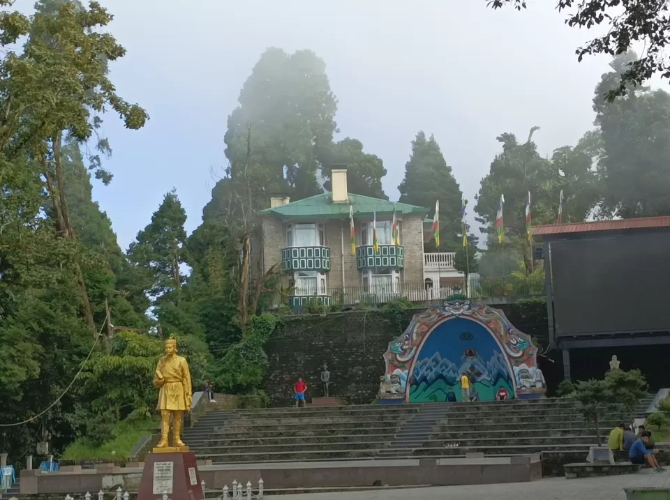 Photo of Darjeeling, West Bengal, India by Mitrajit Biswas
