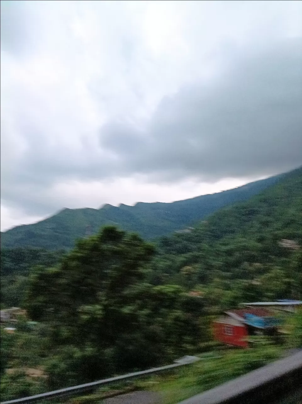 Photo of Darjeeling, West Bengal, India by Mitrajit Biswas