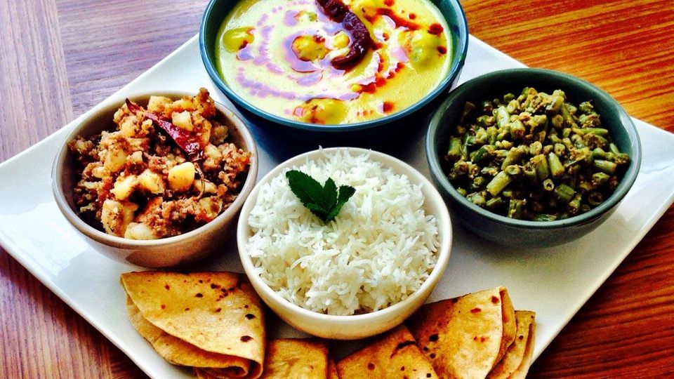 Photo of Diversity of Sizzling Food at Your Home, Udaipur 1/3 by makkhan kitchen