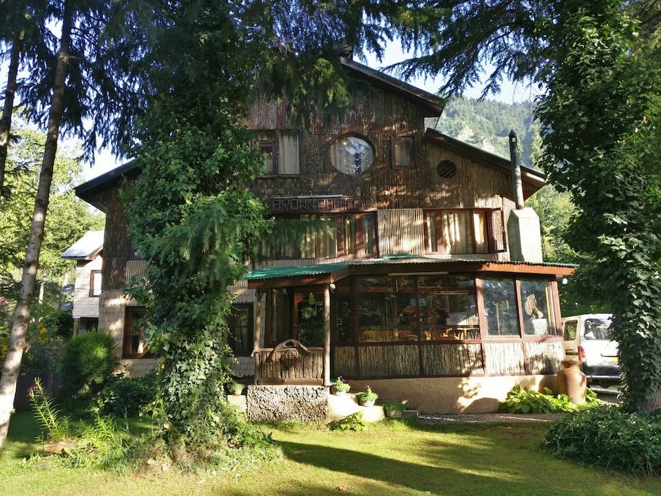 Photo of Bookmark for 2022: 22 Fabulous Properties in the Mountains Under 5K For an Unforgettable Trip! 61/66 by Bongyatri - Sourav and Anindita