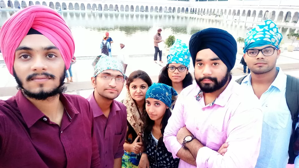 Photo of Gurudwara Bangla Sahib, Connaught Place, New Delhi, Delhi, India by Saloni G