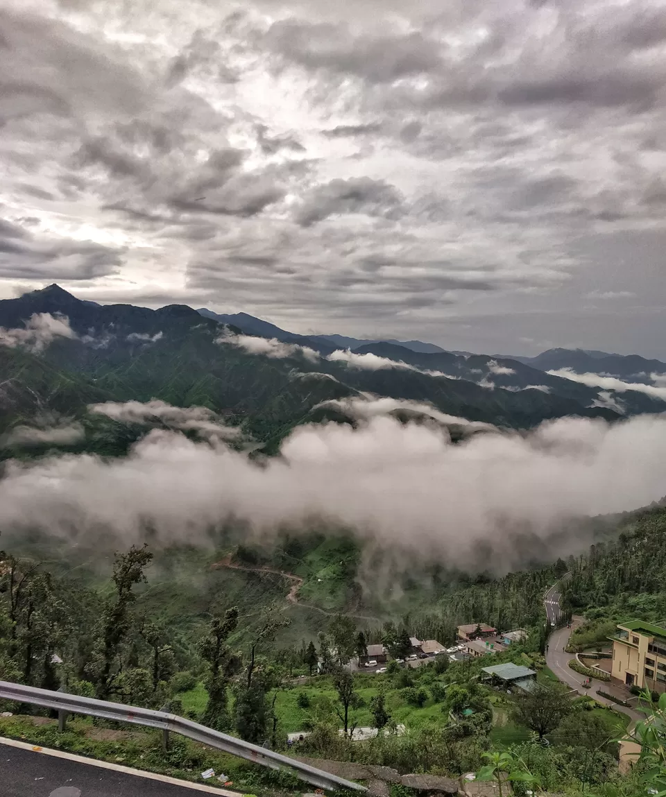 Photo of Charleville, Mussoorie, Uttarakhand, India by Saloni G