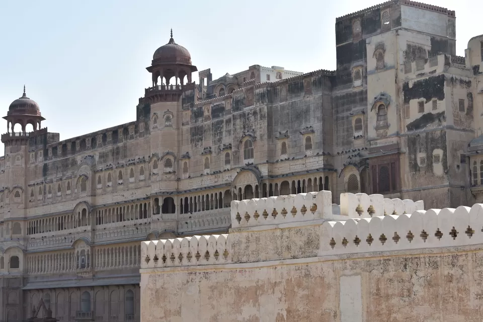 Photo of Junagarh Fort Road, Hanuman Hatha, Bikaner, Rajasthan, India by Saloni G