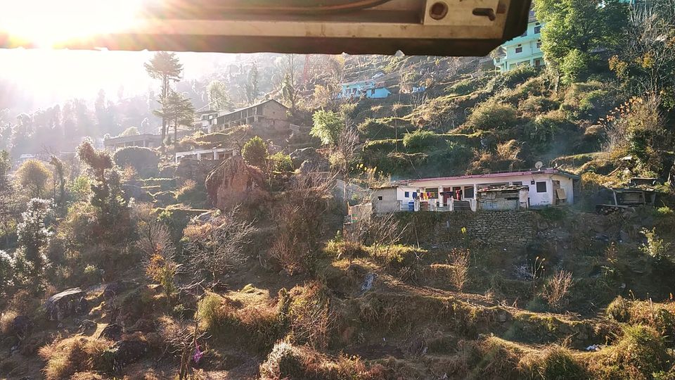 Photo of Ropeway To Auli, Trail To Ropeway, Joshimath, Uttarakhand, India by Saloni Goyal