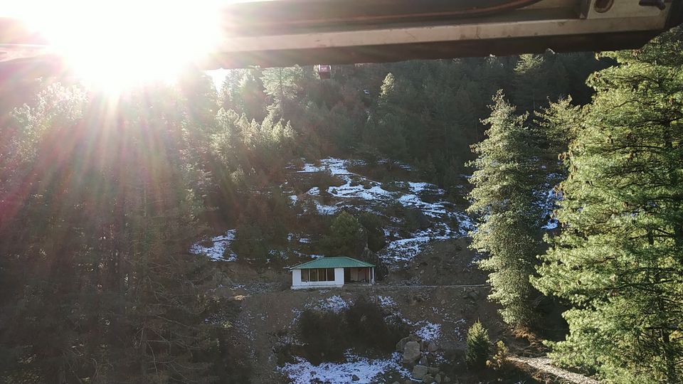 Photo of Ropeway To Auli, Trail To Ropeway, Joshimath, Uttarakhand, India by Saloni Goyal