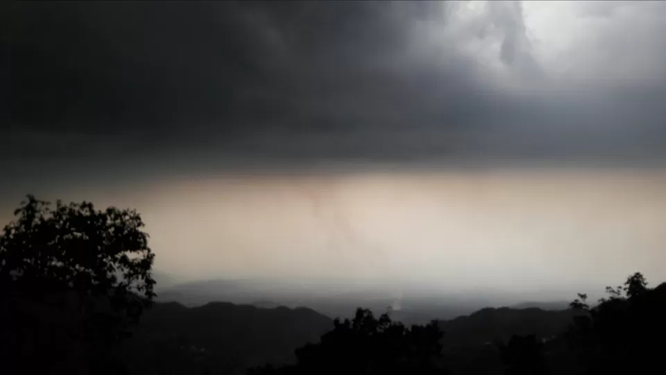 Photo of Mussoorie, Uttarakhand, India by Sonu Verma