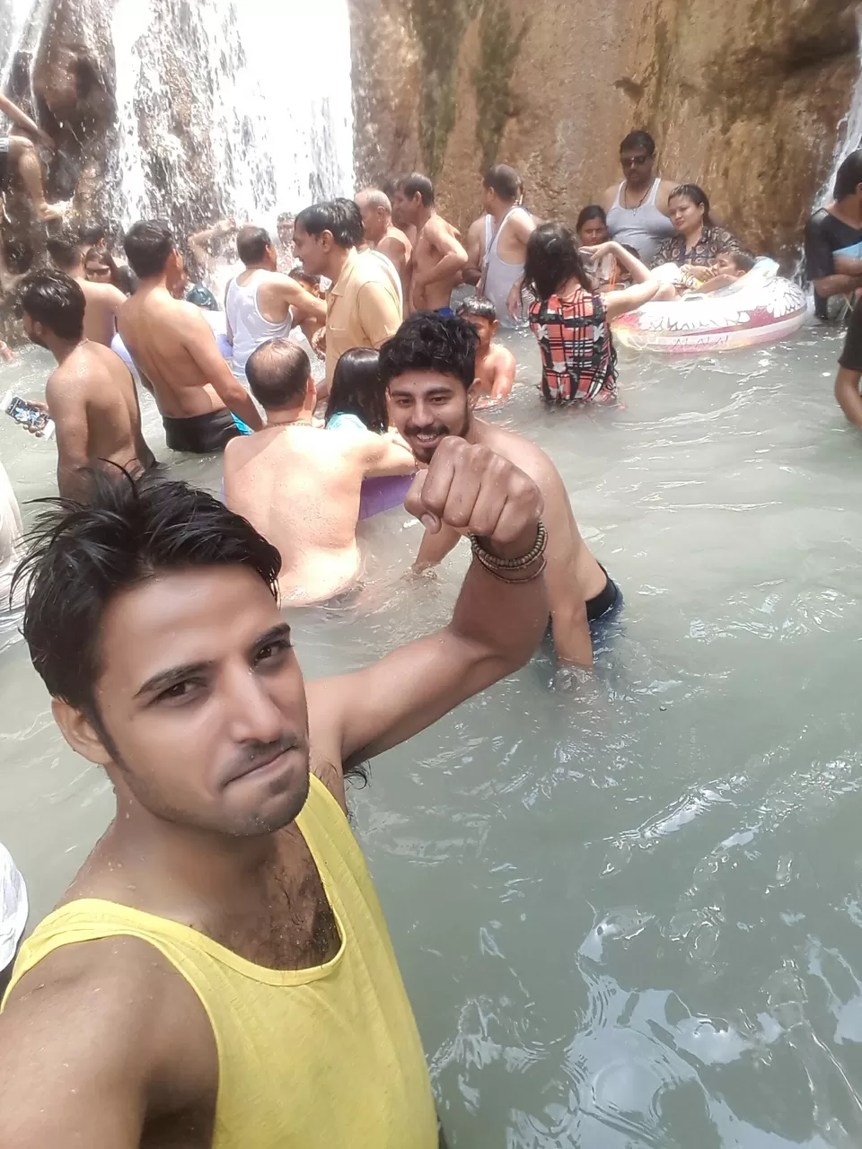 Photo of Mussoorie, Uttarakhand, India by Sonu Verma