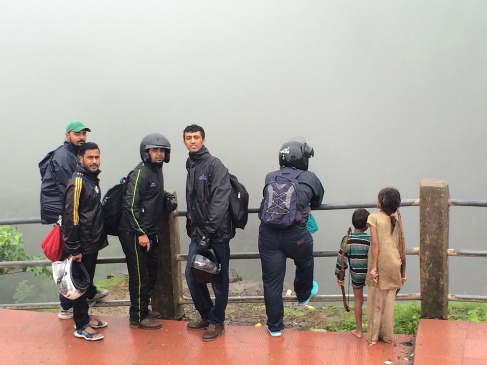 Photo of Challenging ride to Mandu 14/26 by Ashutosh Shrivastava