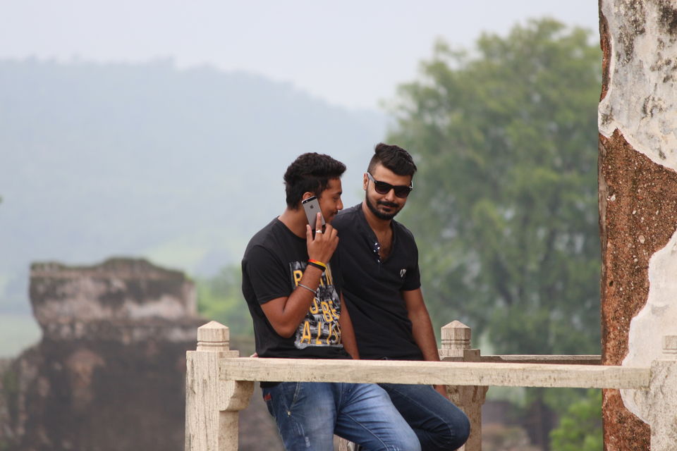 Photo of Challenging ride to Mandu 24/26 by Ashutosh Shrivastava