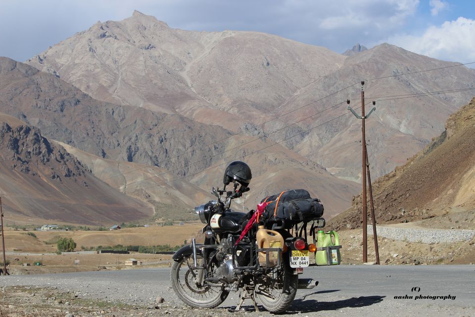 Photo of Chasing the dreams in the land of Monks- Ladakh ( A Road of 11 Dangerous passes) 10/62 by Ashutosh Shrivastava