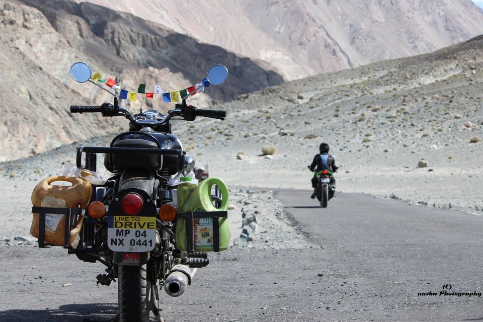 Photo of Chasing the dreams in the land of Monks- Ladakh ( A Road of 11 Dangerous passes) 31/62 by Ashutosh Shrivastava