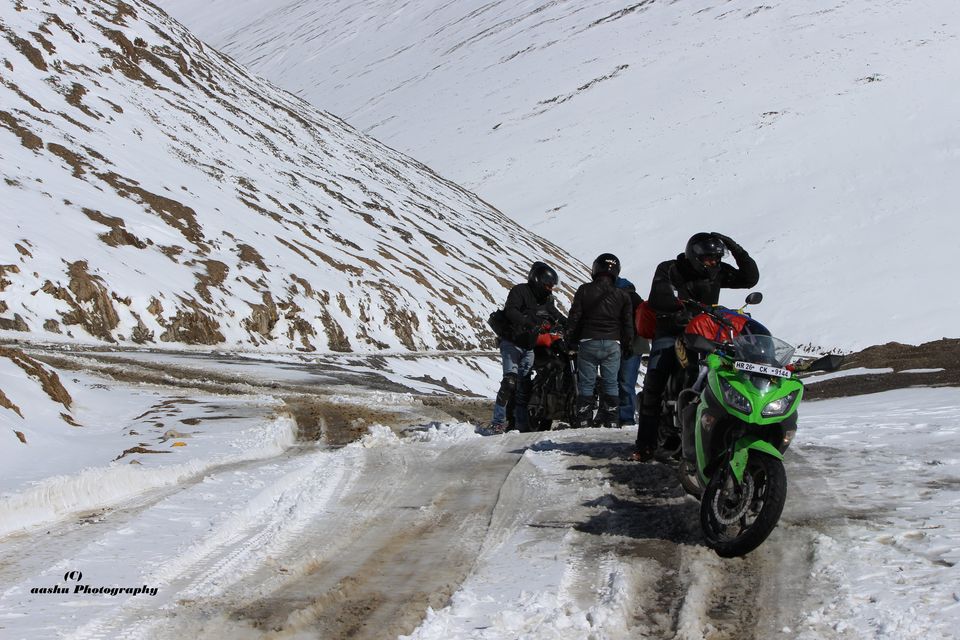 Photo of Chasing the dreams in the land of Monks- Ladakh ( A Road of 11 Dangerous passes) 50/62 by Ashutosh Shrivastava