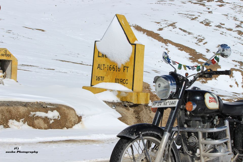 Photo of Chasing the dreams in the land of Monks- Ladakh ( A Road of 11 Dangerous passes) 52/62 by Ashutosh Shrivastava