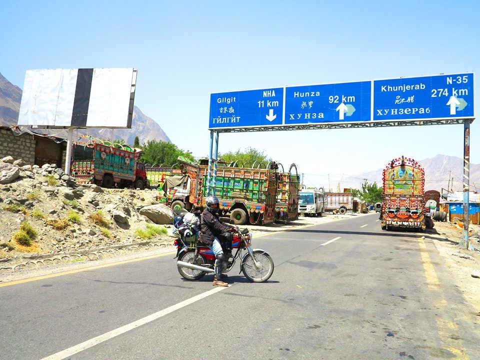 Photo of 20-year-old Pakistani Female Rider Rides From Lahore to Kashmir 3/10 by Ashutosh Shrivastava