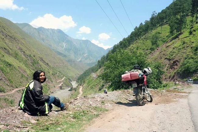 Photo of 20-year-old Pakistani Female Rider Rides From Lahore to Kashmir 6/10 by Ashutosh Shrivastava
