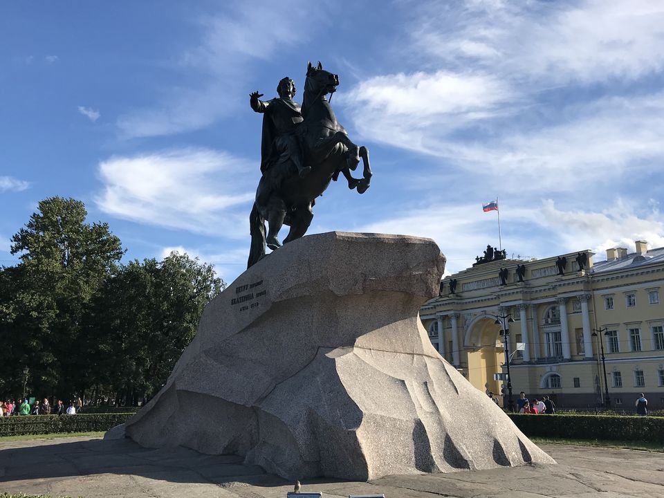 Photo of Nevsky Prospect, Saint Petersburg, Russia by Animesh Sood